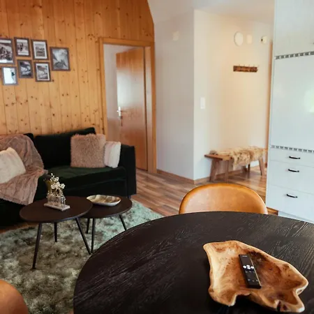 The Glen - Grindelhomes Apart Otel 3*