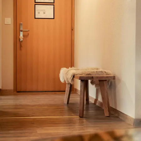 The Glen - Grindelhomes 3*