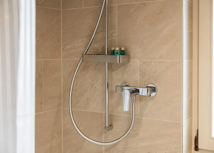 Aparthotel The Glen - Grindelhomes